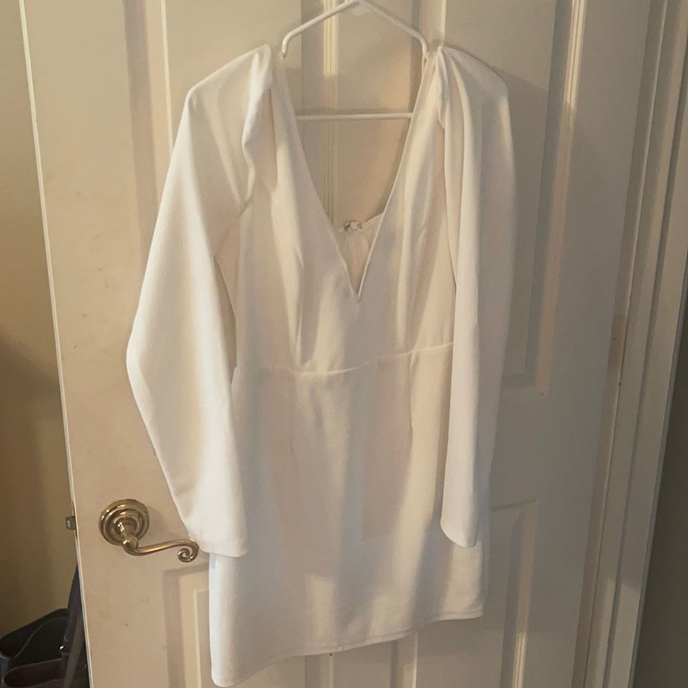 Lulus white long sleeve dress